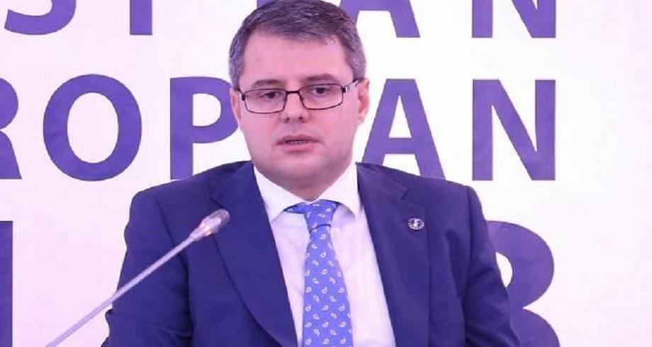 Ambassadeur-de-lAzerbaidjan-