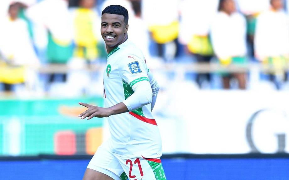 L'attaquant international