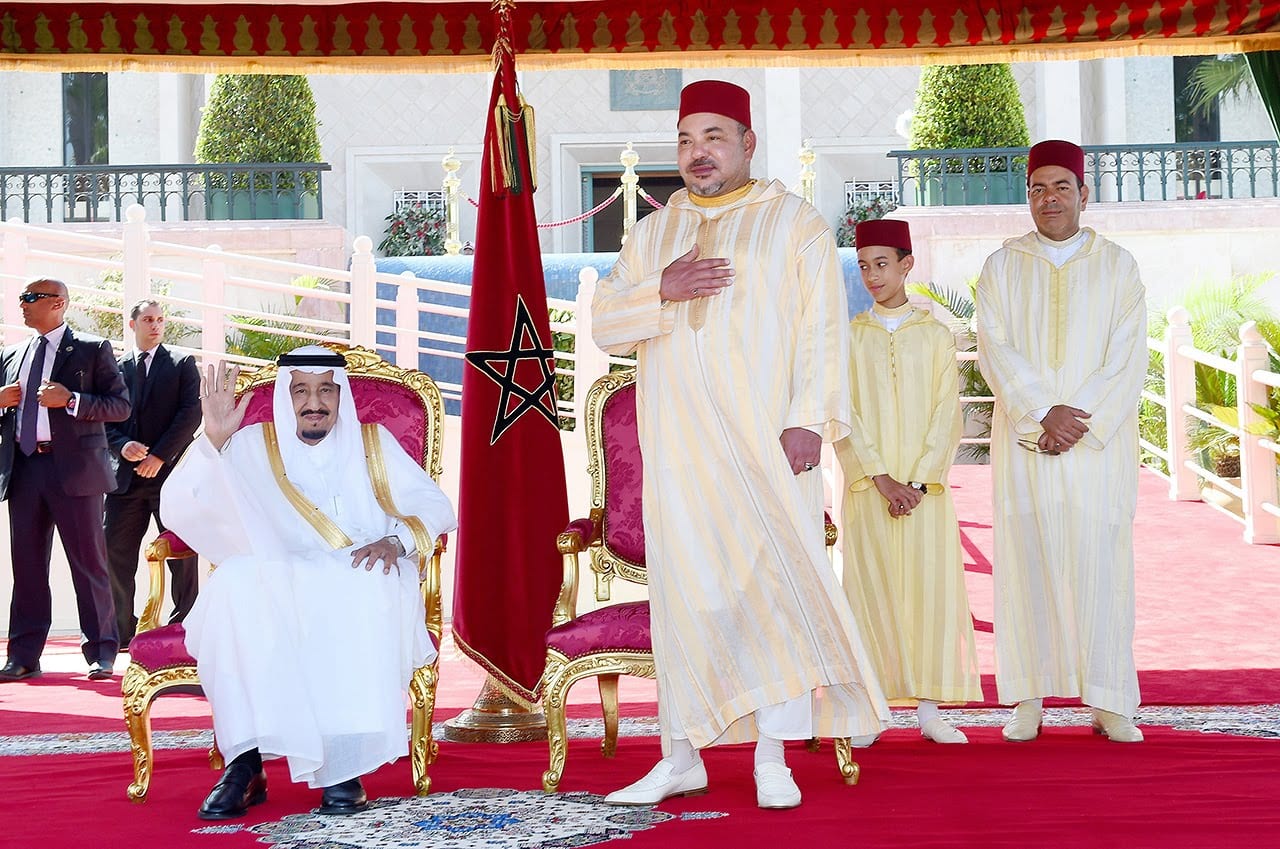الملك محمد السادس يدين الهجوم الإرهابي الذي استهدف منشأة نفطية سعودية