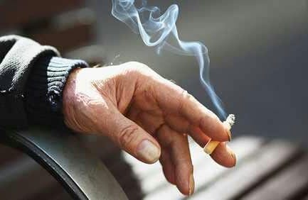 عقب السجائر… كارثة بيئية تهدد العالم في صمت