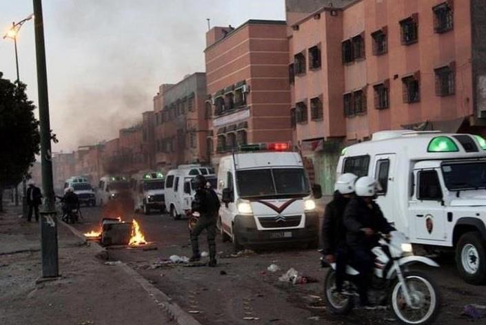 بعد وفاة جانح برصاص الأمن.. تفجّر مواجهات عنيفة في مراكش