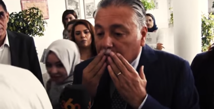 قيادي حزبي “كيجري في تغراق الشقف” لقيادة حزب “المعقول وهذا ما وجهه الى جطوً وعبد النبوي