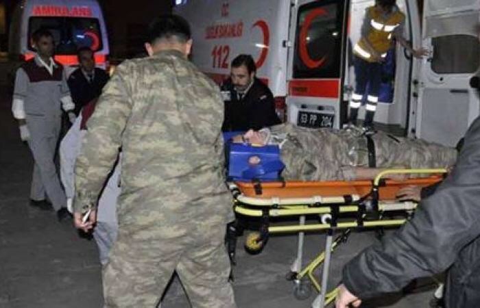 7 قتلى و25 جريحا كلهم جنود في انفجار في تركيا