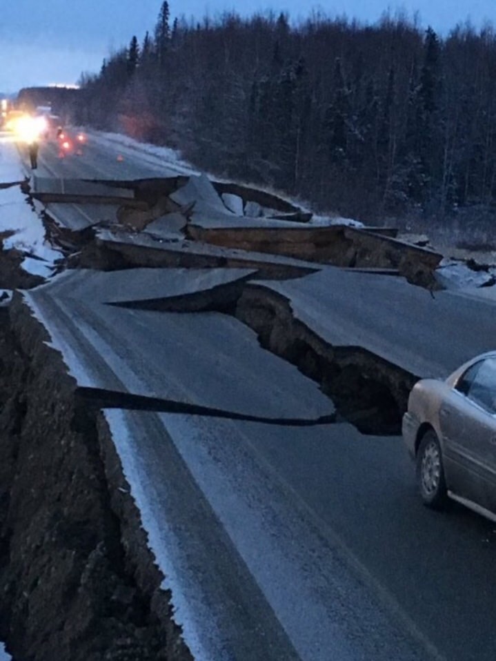 زلزال قوي يضرب ولاية ألاسكا الأمريكية.. والسلطات تحذر من “تسونامي”