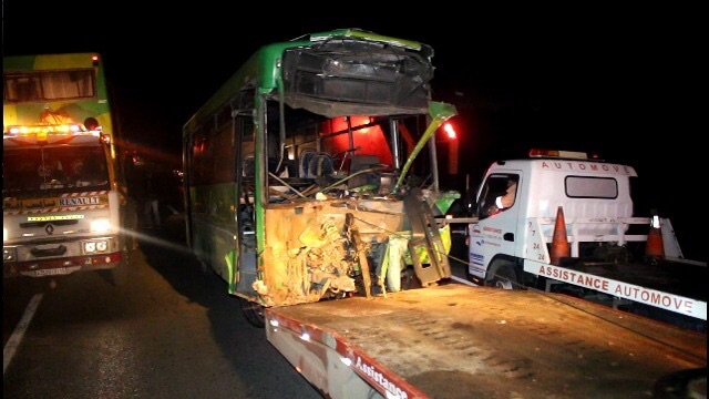 المحمدية. وفاة وحصيلة إصابات “ثقيلة” بعد اصطدام حافلتين بسيارة في ضواحي المدينة