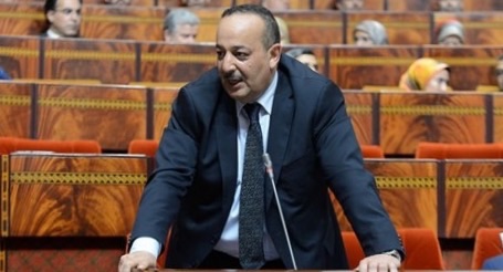 وزارة الثقافة وقنوات القطب العمومي. مراجعة دفاتر التحملات لتكريس حضور الأمازيغية في الإعلام