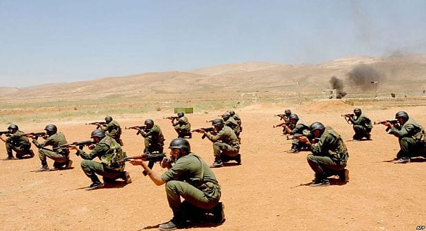 الجيش يطلق الرصاص التحذيري بالصحراء لإحباط تهريب شحنة مخدرات بخط الدفاع