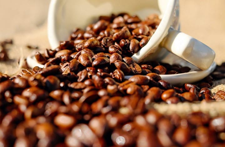 العلماء يكشفون عن حطر يهدد “القهوة”