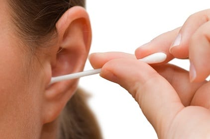 “انسداد الأذن” كيفية علاجها وطريقة تنظيفه بطريقة صحيحة
