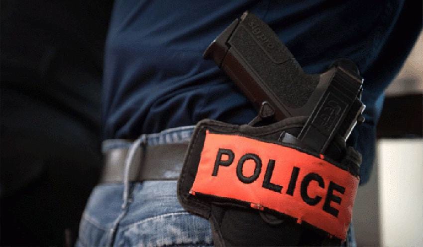 شرطة الدار البيضاء تطلق الرصاص لإيقاف ثلاثة مسلحين في حالة غير طبيعية