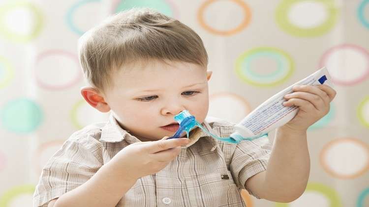 دراسة…معجون الأسنان أكثر ضررا على الاطفال