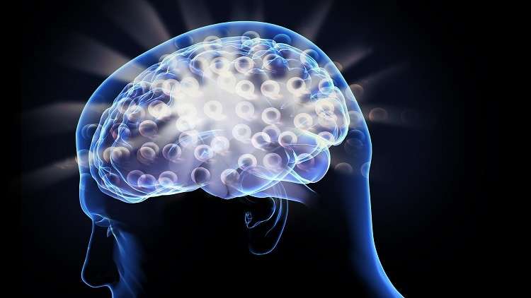 لماذا تصاب النساء بالخرف أكثر من الرجال؟