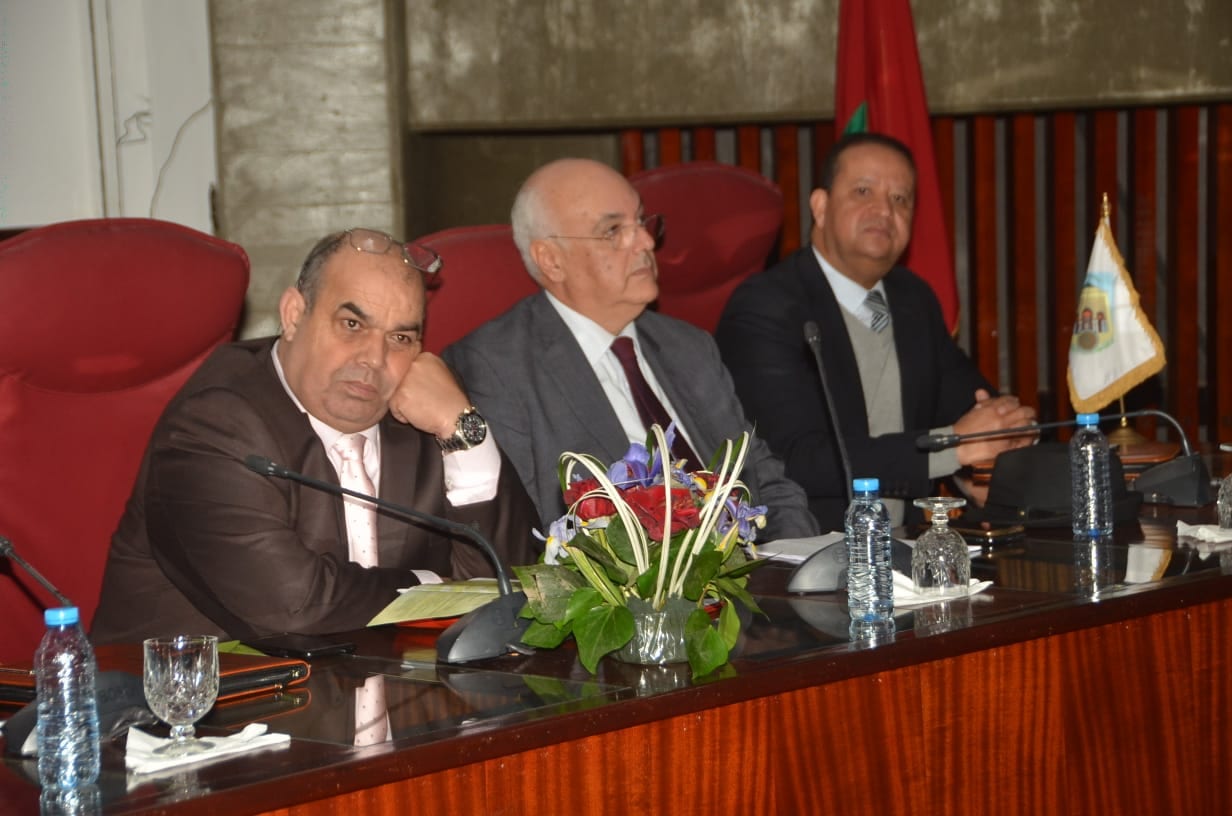 سياسيون واكاديميون يرصدون اعطاب التكوين و البحث بكليات الطب و الصيدلة