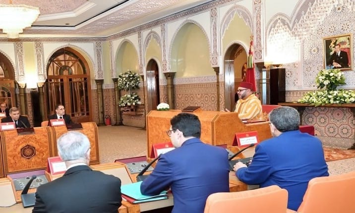 أنباء عن تأجيل المجلس الوزاري برئاسة الملك في مراكش