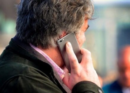 “خطف” هاتف رئيس محكمة وهو يُجري مكالمة والسرقة تستنفر أمن طنجة