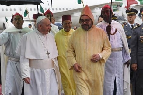 البابا فرنسيس يحذر مسيحيي المغرب من القيام بأنشطة تبشيرية