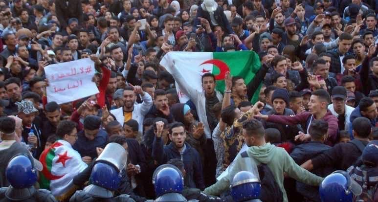 احتجاجات الجزائر. تعزيزات أمنية وتشويش على الإنترنت