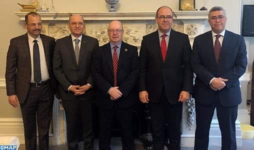 بنشماش يفضح البوليساريو  أمام  وزير الدولة البريطاني لدى وزارة الشؤون الخارجية