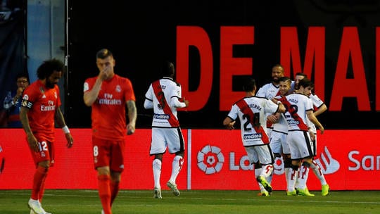 هزيمة “مذلة” لريال مدريد أمام رايو فايكانو متذيل الترتيب