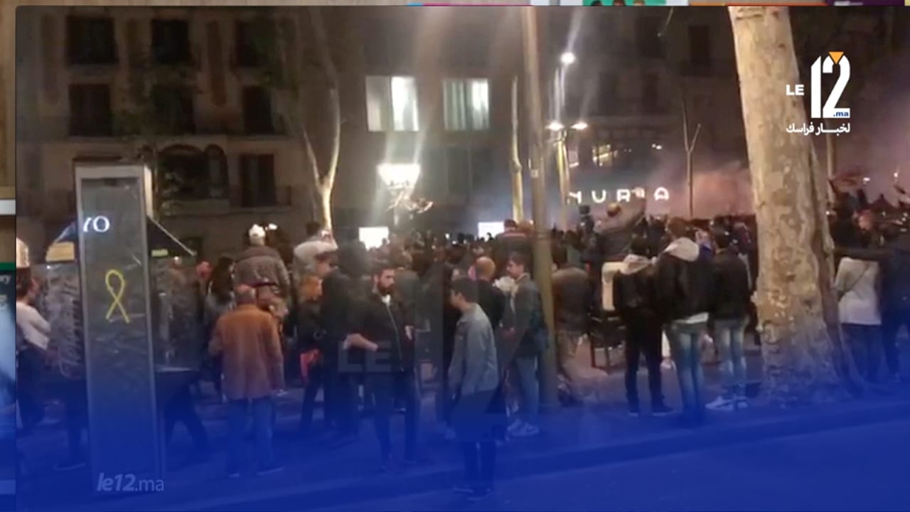 فيديو حصري لمغاربة برشلونة..شاهد احتفالات جمهور البارسا باللقب