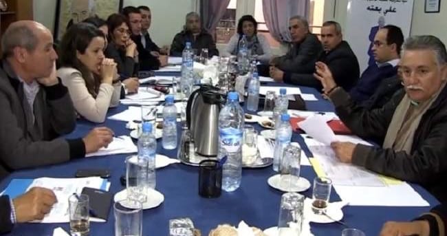 حزب الكتاب يؤجل موعد الدورة الرابعة للجنة المركزية