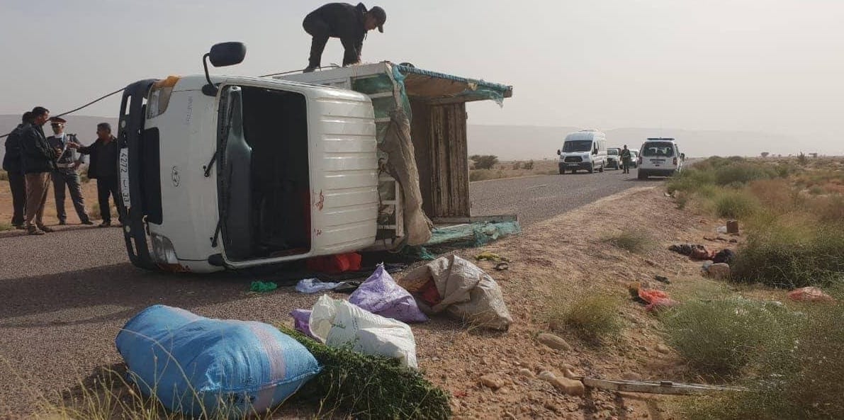 زاكورة. قتيلان وجرحى في انقلاب شاحنة تقل 18 عاملا