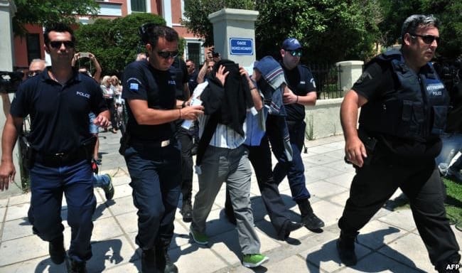 تركيا. اعتقال عشرات العسكريين لصلتهم بغولن