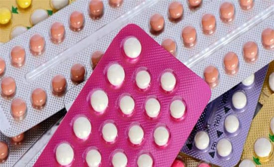 سيدتي..اليك معلومات هامة قبل تناول حبوب منع الحمل