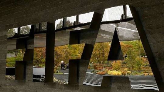 “الفيفا” يرفض استئناف تشيلسي على عقوبة التعاقدات