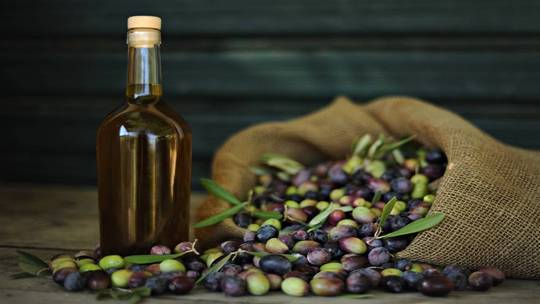 علماء..الكشف عن فائدة جديدة لزيت الزيتون