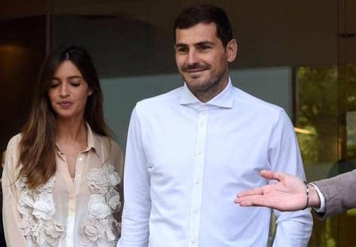 كاسياس يغادر المستشفى ويصرّح “مستقبلي غير مضمون”