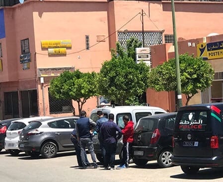 سرقة سيارة مسؤول أمني سابق في مراكش خلال أدائه صلاة الجمعة