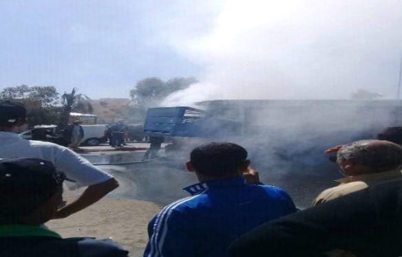 نجاة عشرات الطلبة من “محرقة” بعد احتراق حافلة في عين حرودة (فيديو)