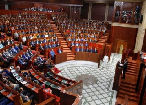 إصدار الأوراق النقدية بالأمازيغية يثير نقاشا ساخنا بين الأغلبية والمعارضة