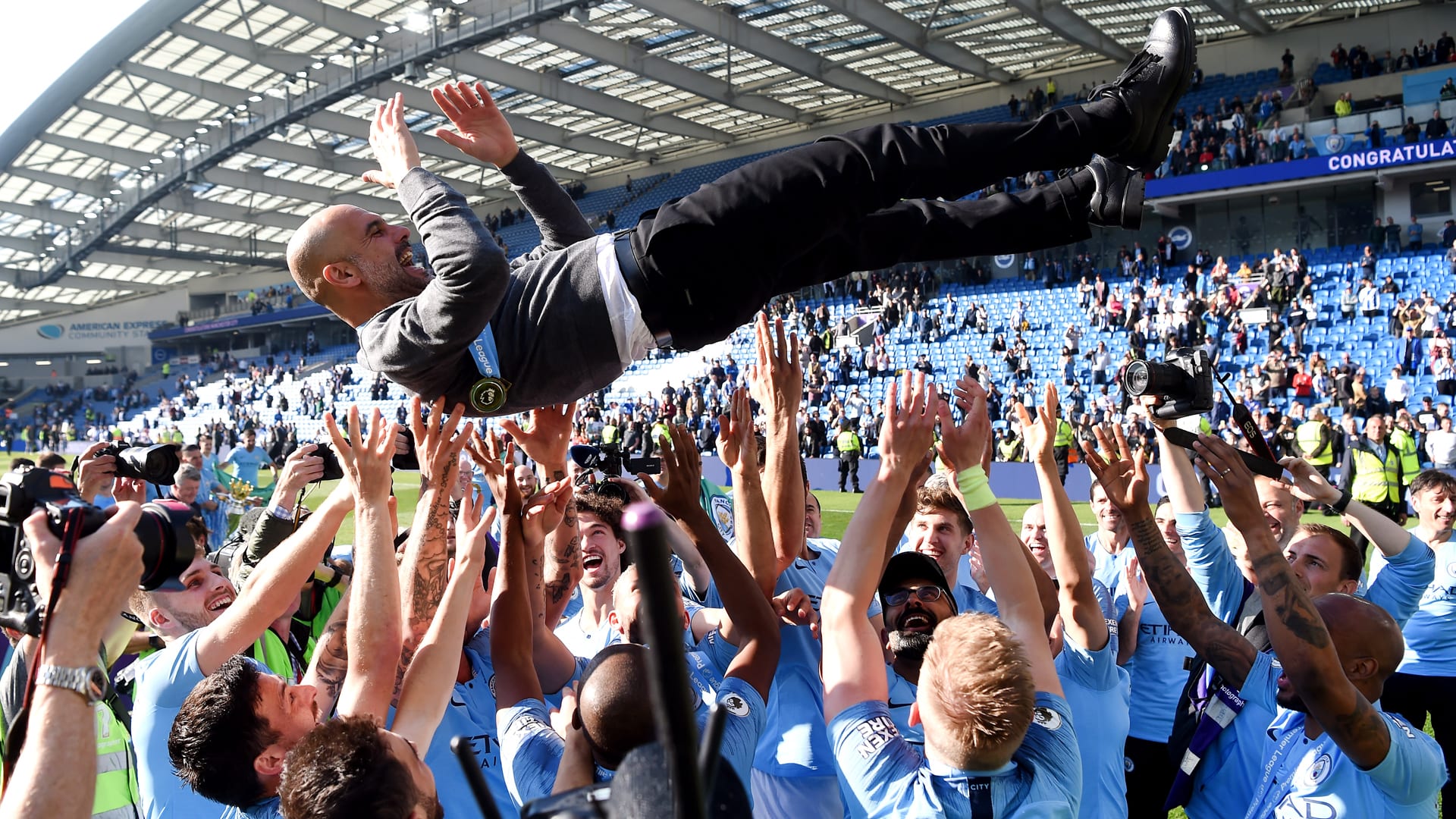 أبولعلاع يكتب: لا تستغربوا من تربعهم على العرش الأوروبي … إنه زمن الإنجليز !!؟