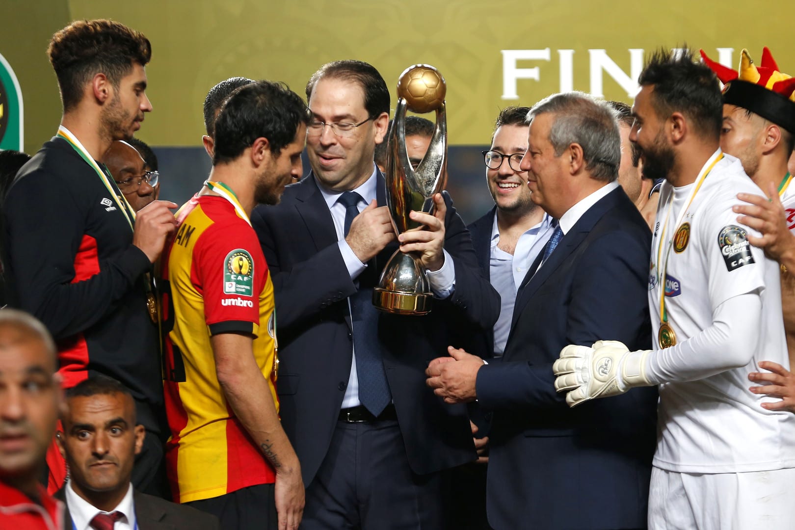 عن اي مهزلة يتكلمون..الحكومة التونسية قرار “الكاف” مهزلة