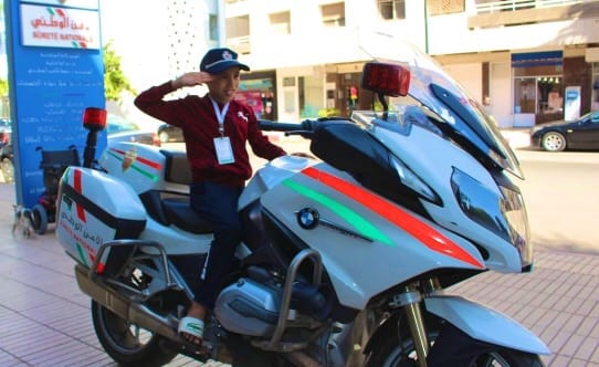 في التفاتة إنسانية. مديرية الحموشي “تسعد” طفلا مصابا بالسرطان (صور)