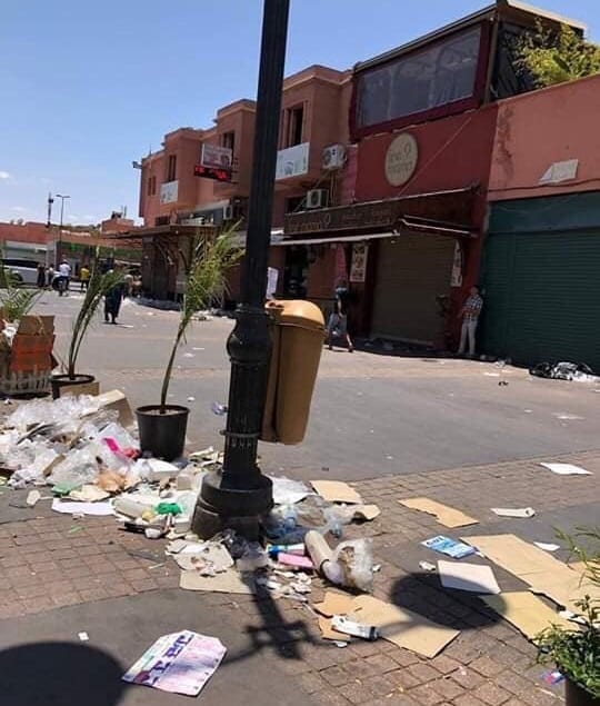 مراكش تتحول إلى “زبّالة” في نْهار العيد.. أية مدنية لأية مدينة؟