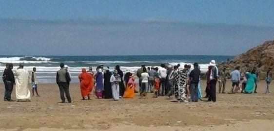 أكادير. أمواج شاطئ أكادير “تبتلع” شابين يوم العيد