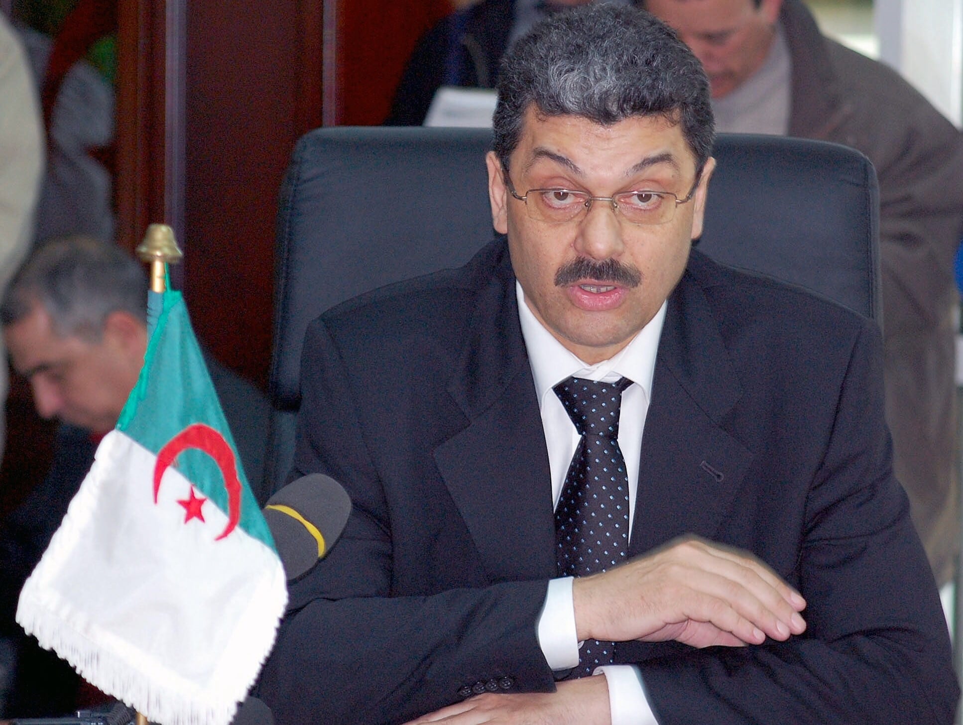 الجزائر. وزير المالية الأسبق تحت الرقابة القضائية