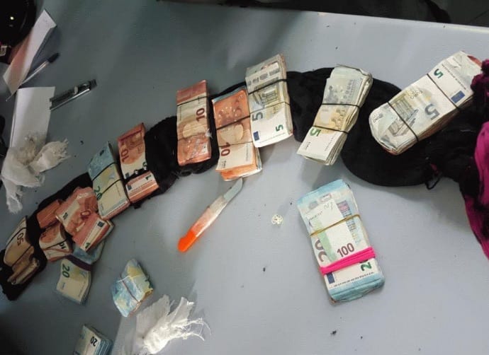 الناظور. اعتقال سوريتين في معبر مليلية حاولتا تهريب 40 مليونا