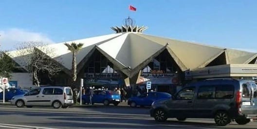 اعتقال سائق حافلة ومساعده وبحوزتهما 13 ألف قرص مهلوس