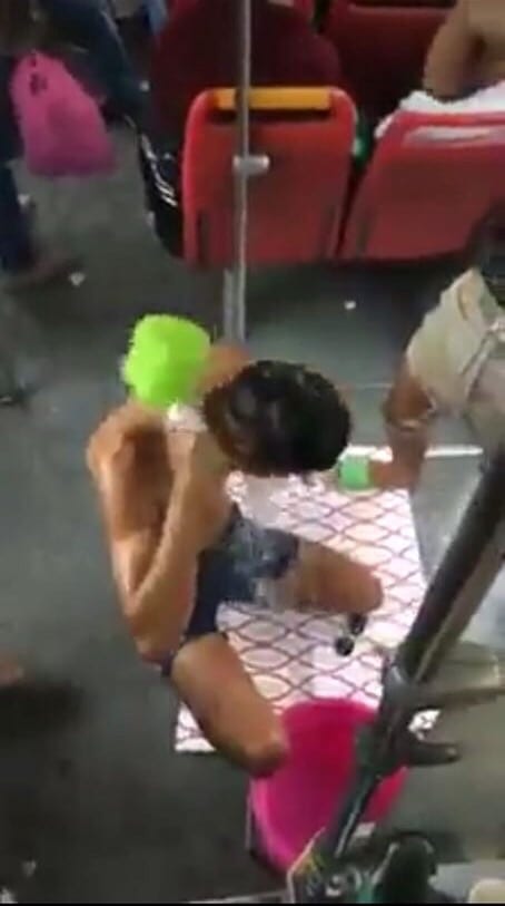 أكادير. الحبس النافذ لـ”المستحمَّين” داخل حافلة للنقل العمومي