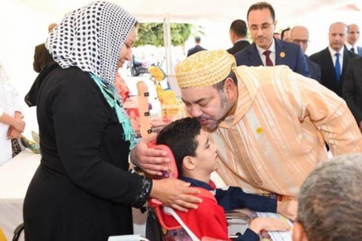 هبات ملكية لأسر معوزة وذوي احتياجات خاصة في فاس وصفرو