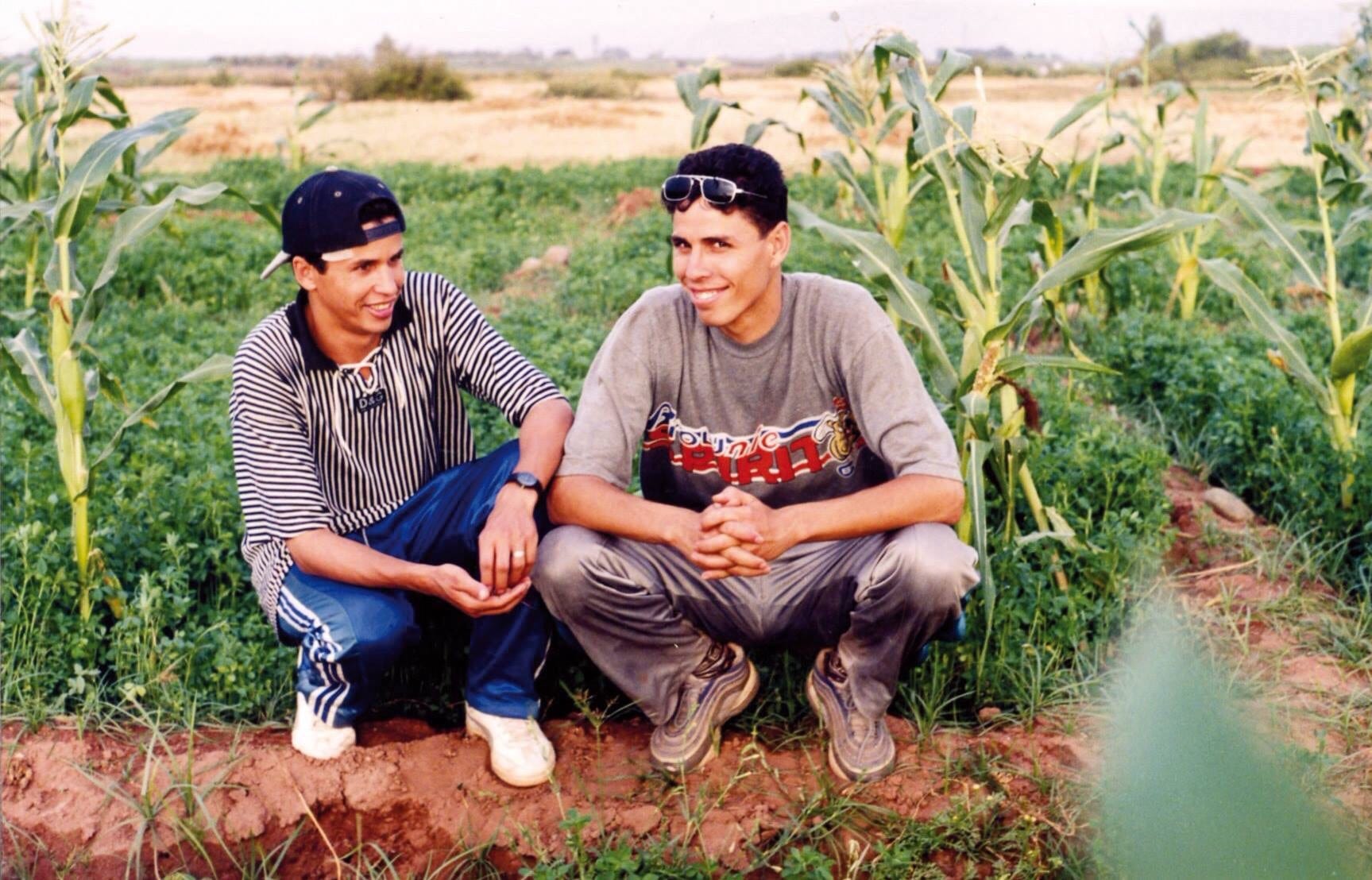 أضـاعُـوني.. أوراق مـن سيـرة مُجـاز مُعطـّـَل (يوميـات)