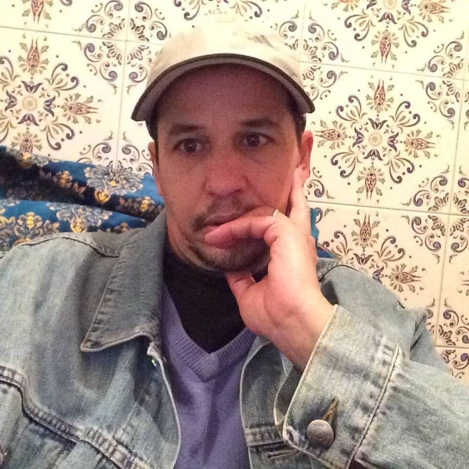 أضـاعُـوني.. أوراق مـن سيـرة مُجـاز مُعطـّـَل (يوميـات)