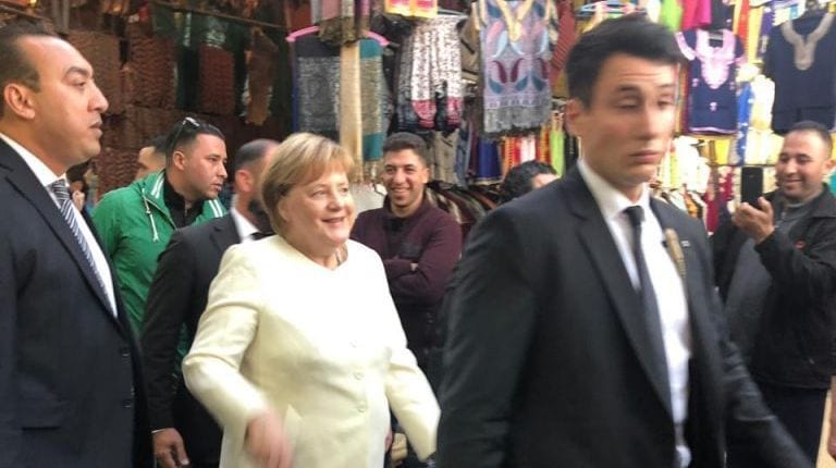 حكومة ميركل تدين تمزيق وتدنيس مصاحف مسجد بريمن الألمانية