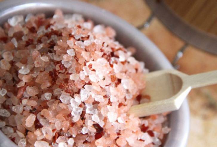 الملح الصخري.. فوائد كثيرة وعلاج لأمراض عديدة