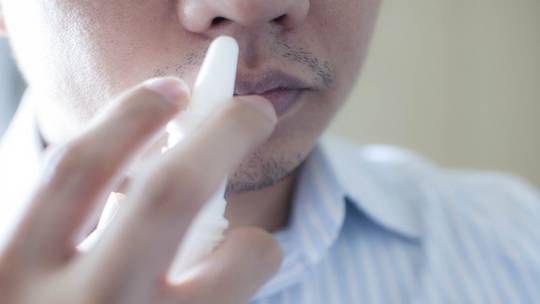 رذاذ الأنسولين الأنفي يعزز الذاكرة لدى المراهقين المصابين بالسمنة المفرطة