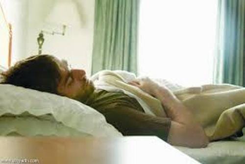 7 أشياء في غرفة نومك.. تخلص منها فورا